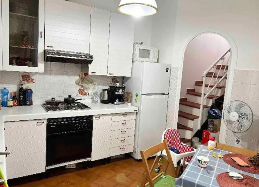 Cheerful Room, Sharing Kitchen In A Cosy Family Art House, Ideal For One Person Or Couple サンレモ エクステリア 写真