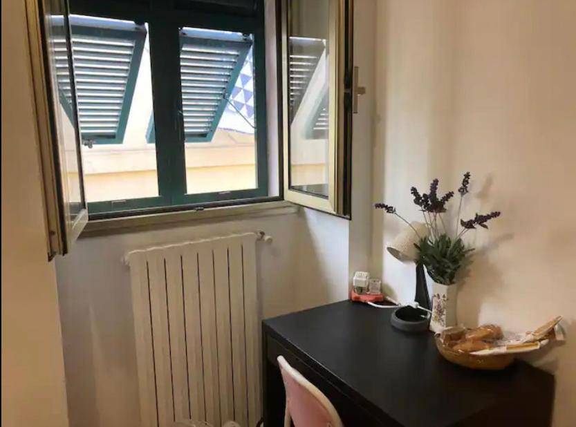 Cheerful Room, Sharing Kitchen In A Cosy Family Art House, Ideal For One Person Or Couple サンレモ エクステリア 写真